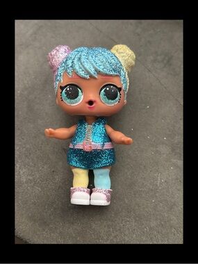 Glitter Surprise Doll - Blue Hair, Multicolor Outfit